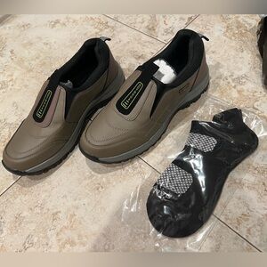 New mens walking waterproof shoes